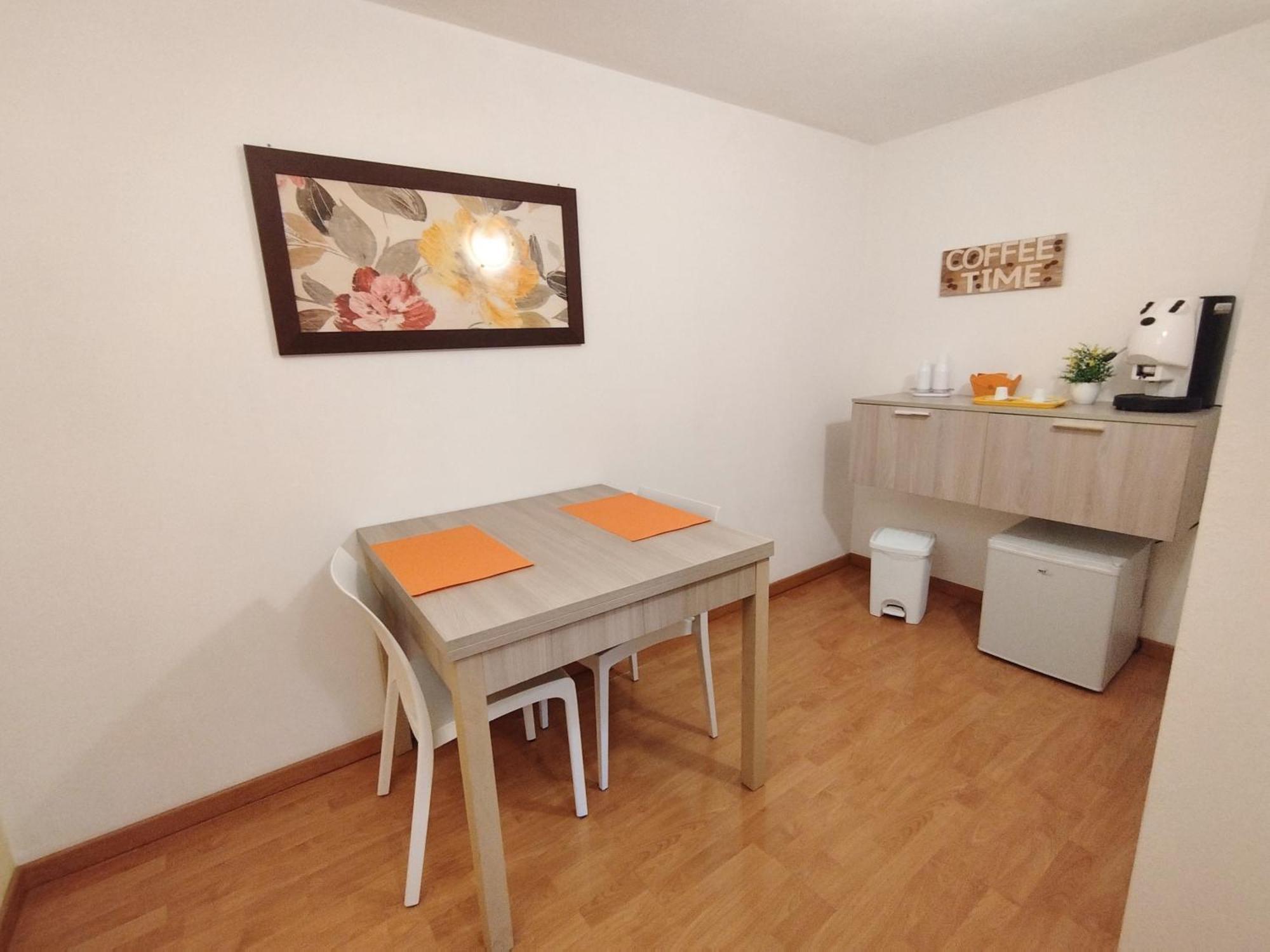 Alcamo Rooms Con Garage Privato Rum bild