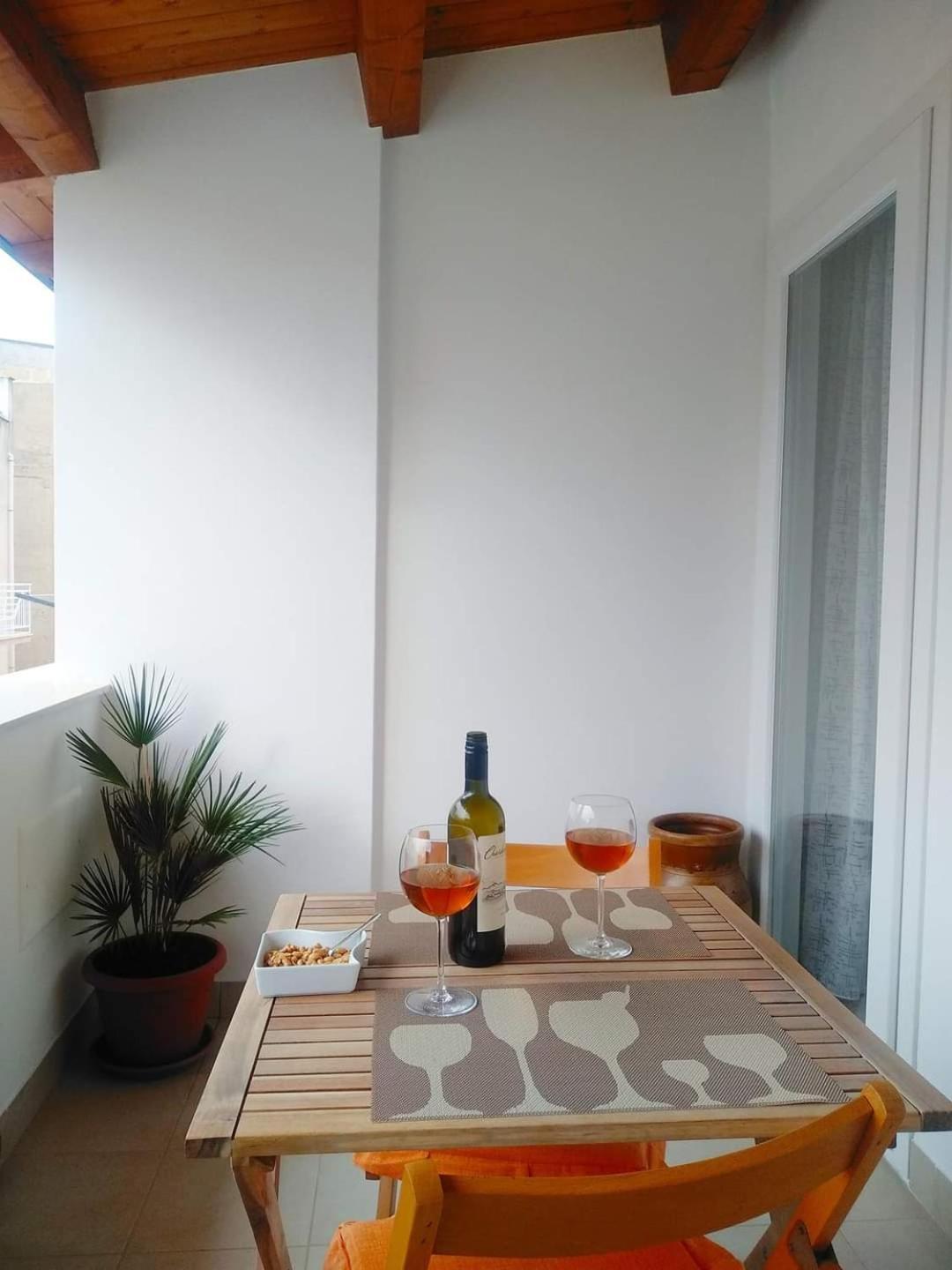 Alcamo Rooms Con Garage Privato Rum bild